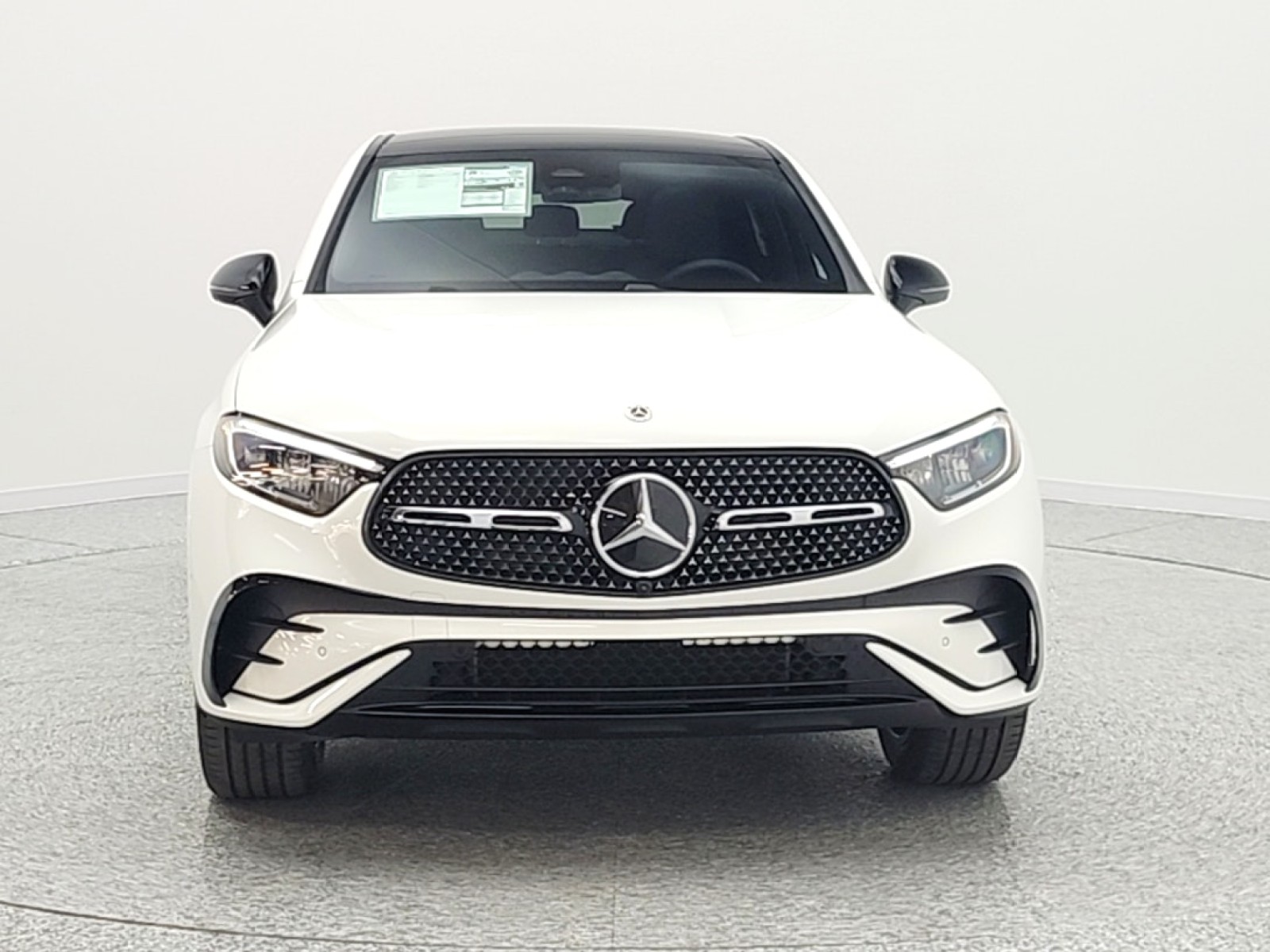 New 2026 Polar White Mercedes-Benz GLC 300 image 2