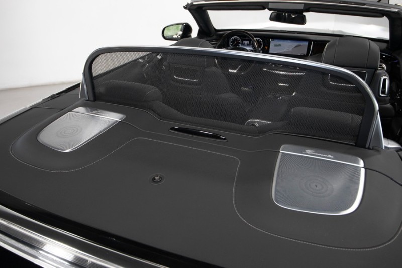 2017 Mercedes-Benz S-Class S 550 DESIGNO Cabriolet ($148,310 MSRP) *ONLY 27,000 MILES in , 