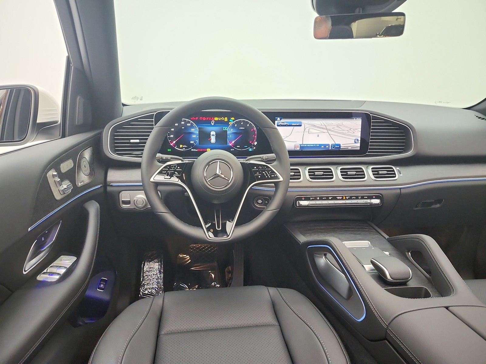 New 2026 Polar White Mercedes-Benz GLE 450 image 13