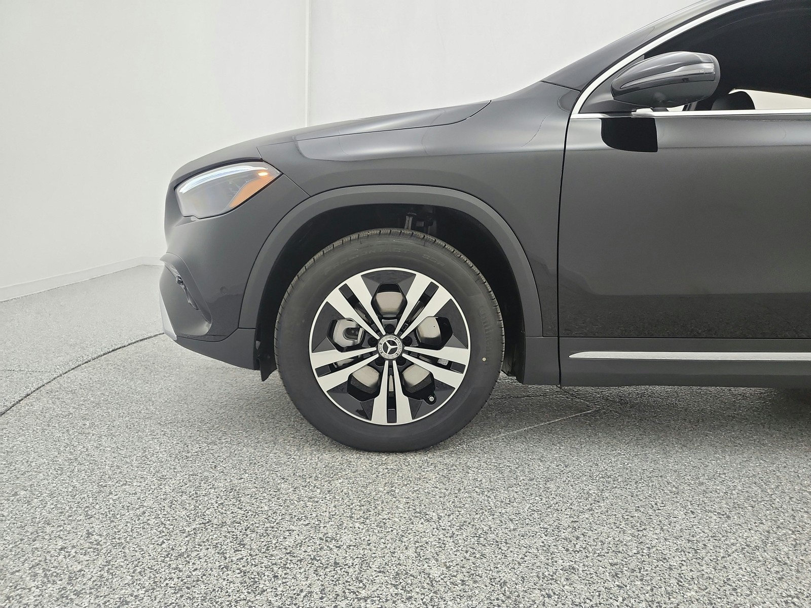 New 2026 Night Black Mercedes-Benz GLA 250 image 16