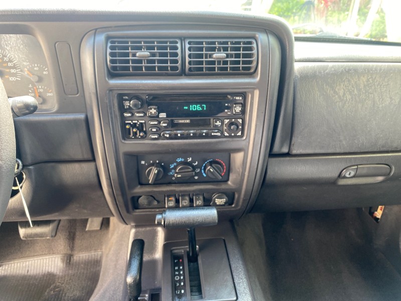 2000 Jeep Cherokee Sport 1 OWNER 4X4 AC 4.0 6YL in , 