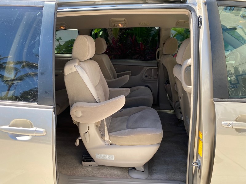 2006 Toyota Sienna VAN LE LOW MILES 78,653 in , 