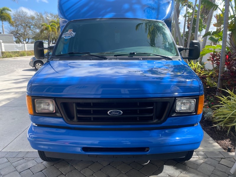 2006 Ford Econoline Commercial Cutaway LOW MILES 27,641 1 OWNER in , 