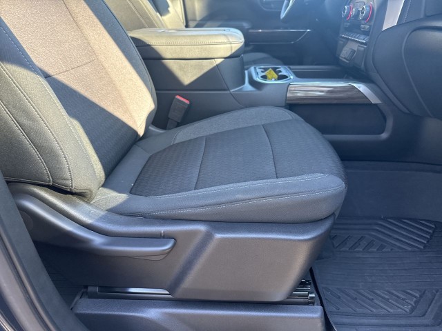ChevroletSilverado 1500 LTD29