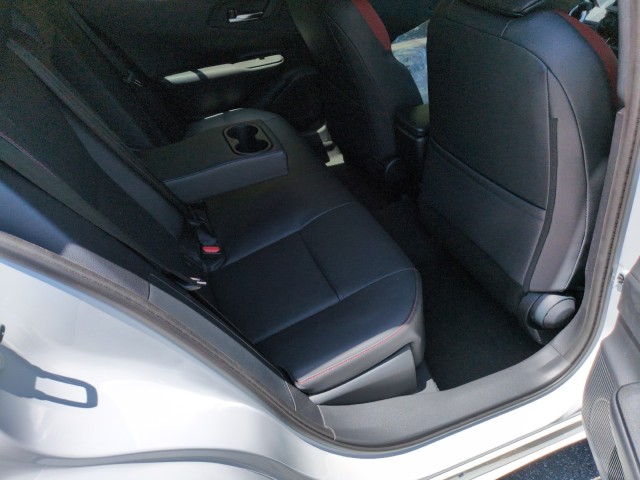 ToyotaPrius Plug-In Hybrid35