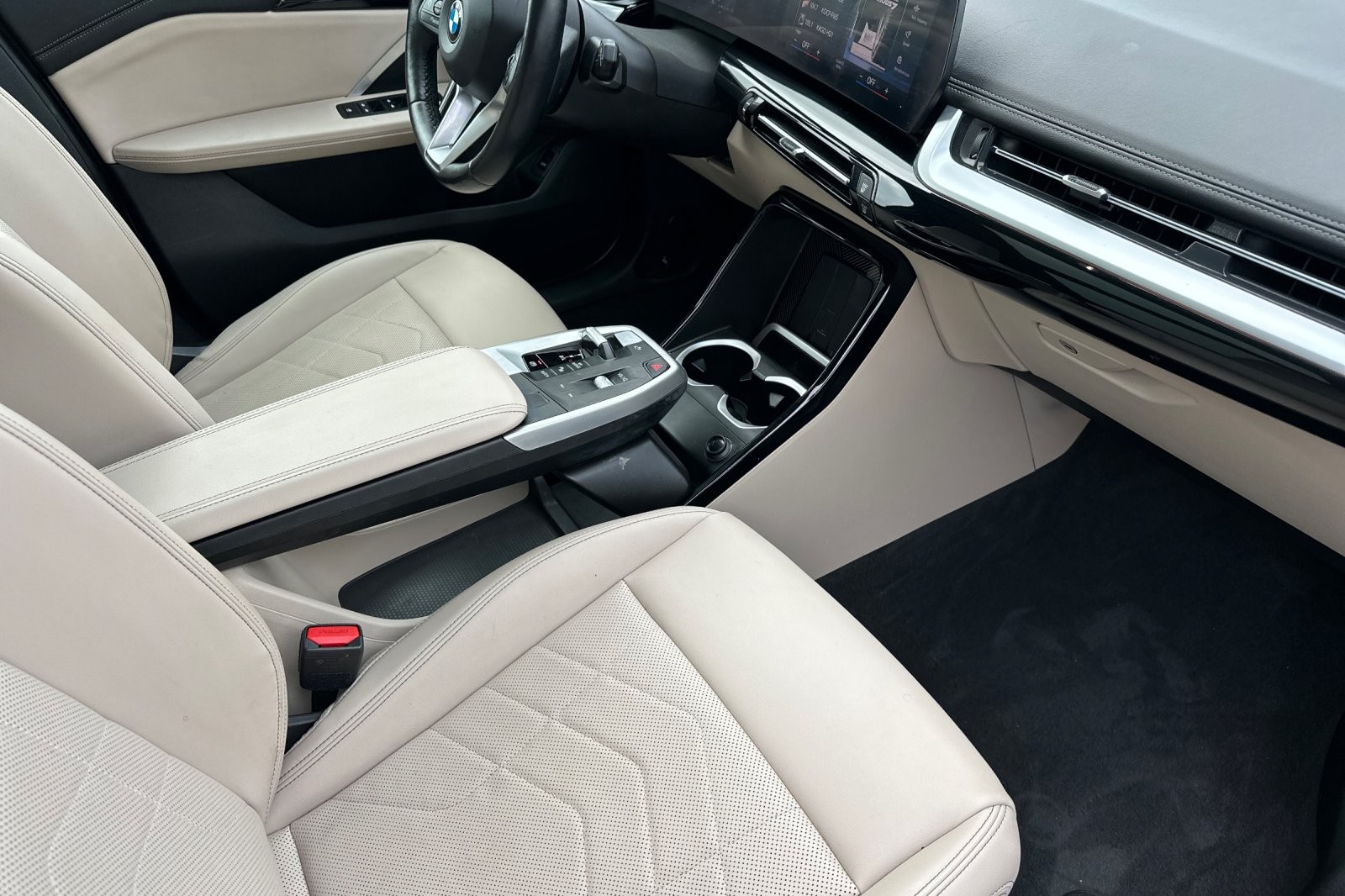 Used 2023 Jet Black BMW xDrive28i image 15