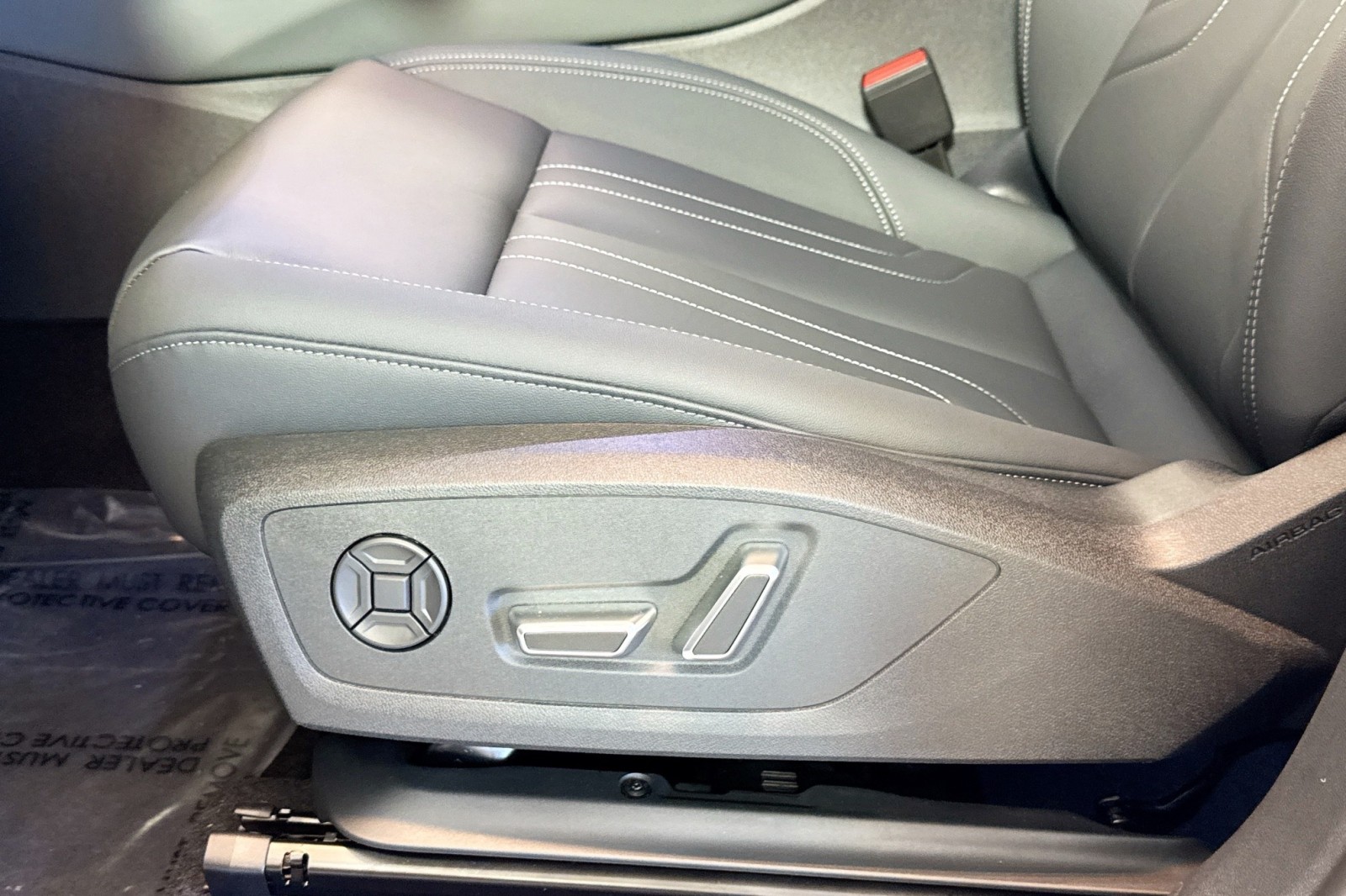 New 2026 Glacier White Metallic Audi S line image 17