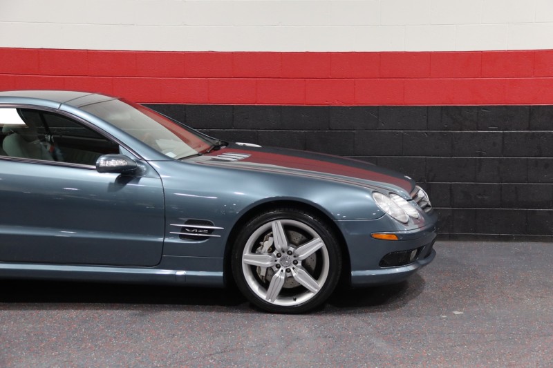 2004 Mercedes-Benz SL600 V12 AMG Sport 2dr Convertible in , 