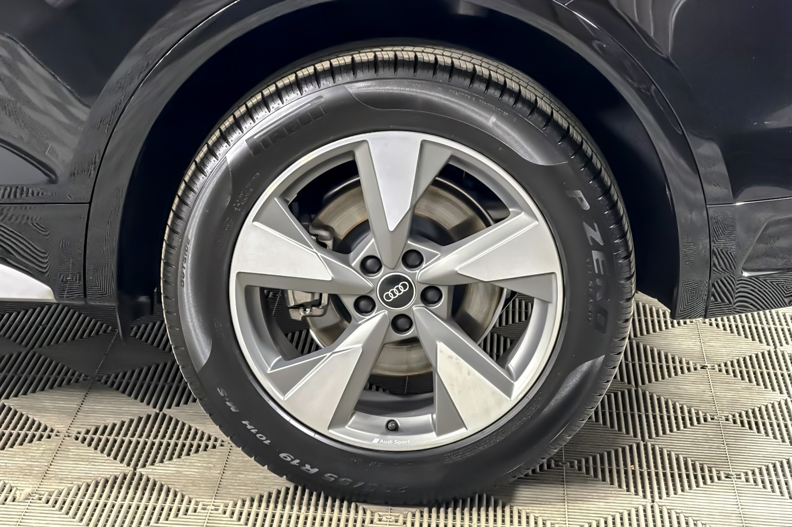 Used 2023 Mythos Black Metallic Audi Premium Plus 40 TFSI quattro image 25