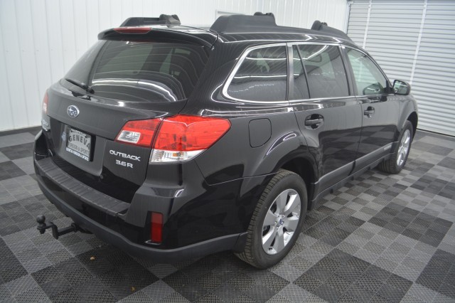 Used 2012 Subaru Outback 3.6R Limited Wagon for sale in Geneva NY