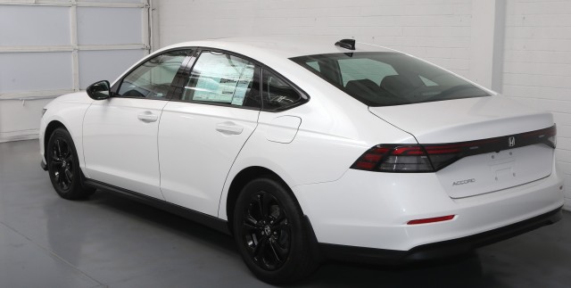 HondaAccord Sedan3