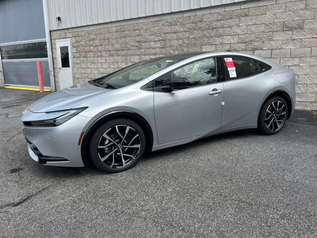 ToyotaPrius Plug-In Hybrid5