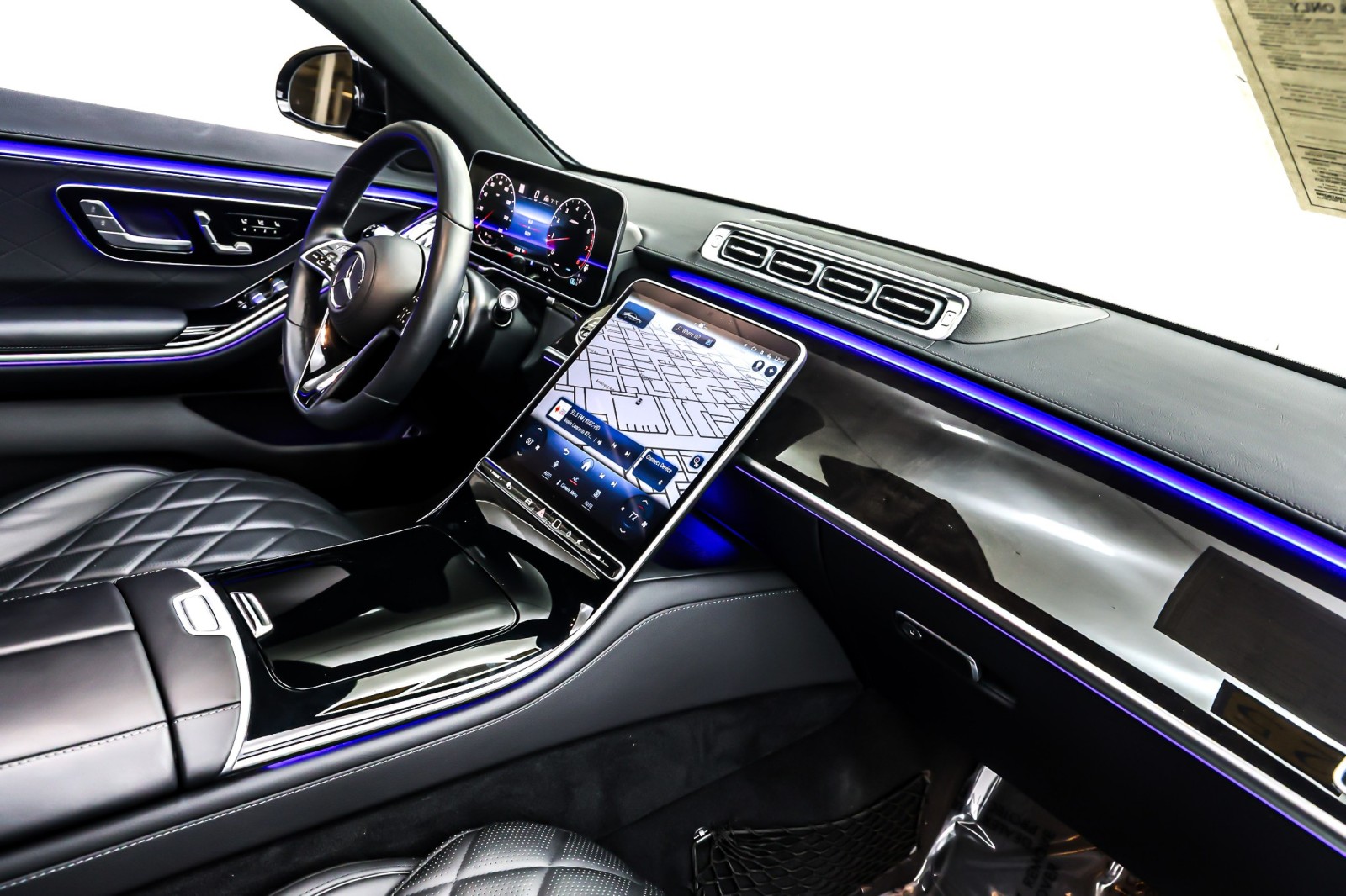 Certified Used 2025 Black Mercedes-Benz S 580 4MATIC® Sedan image 18