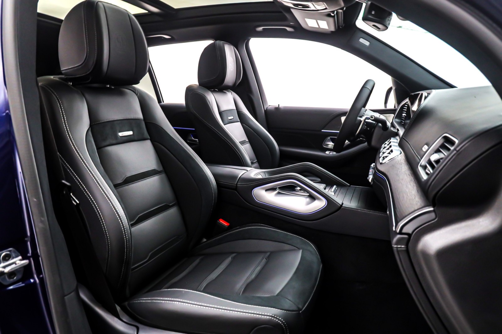 New 2026 MANUFAKTUR MYSTIC BL Mercedes-Benz AMG® GLE 53 image 7