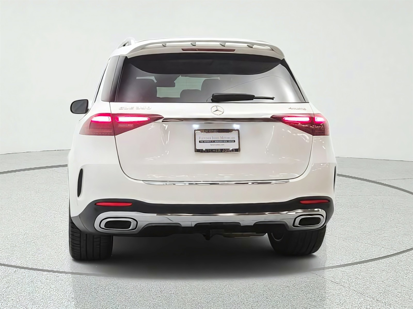 Used 2024 Polar White Mercedes-Benz GLE 350 4MATIC® SUV image 6