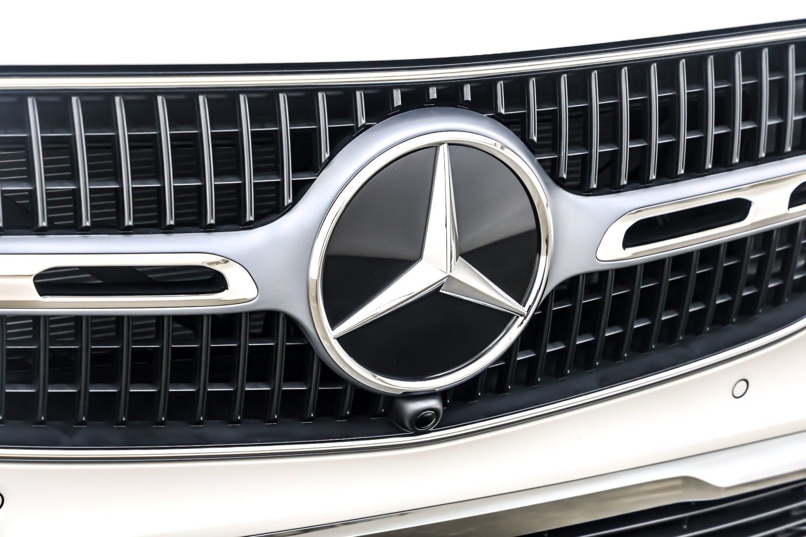 New 2026 Polar White Mercedes-Benz GLC 300 SUV image 13