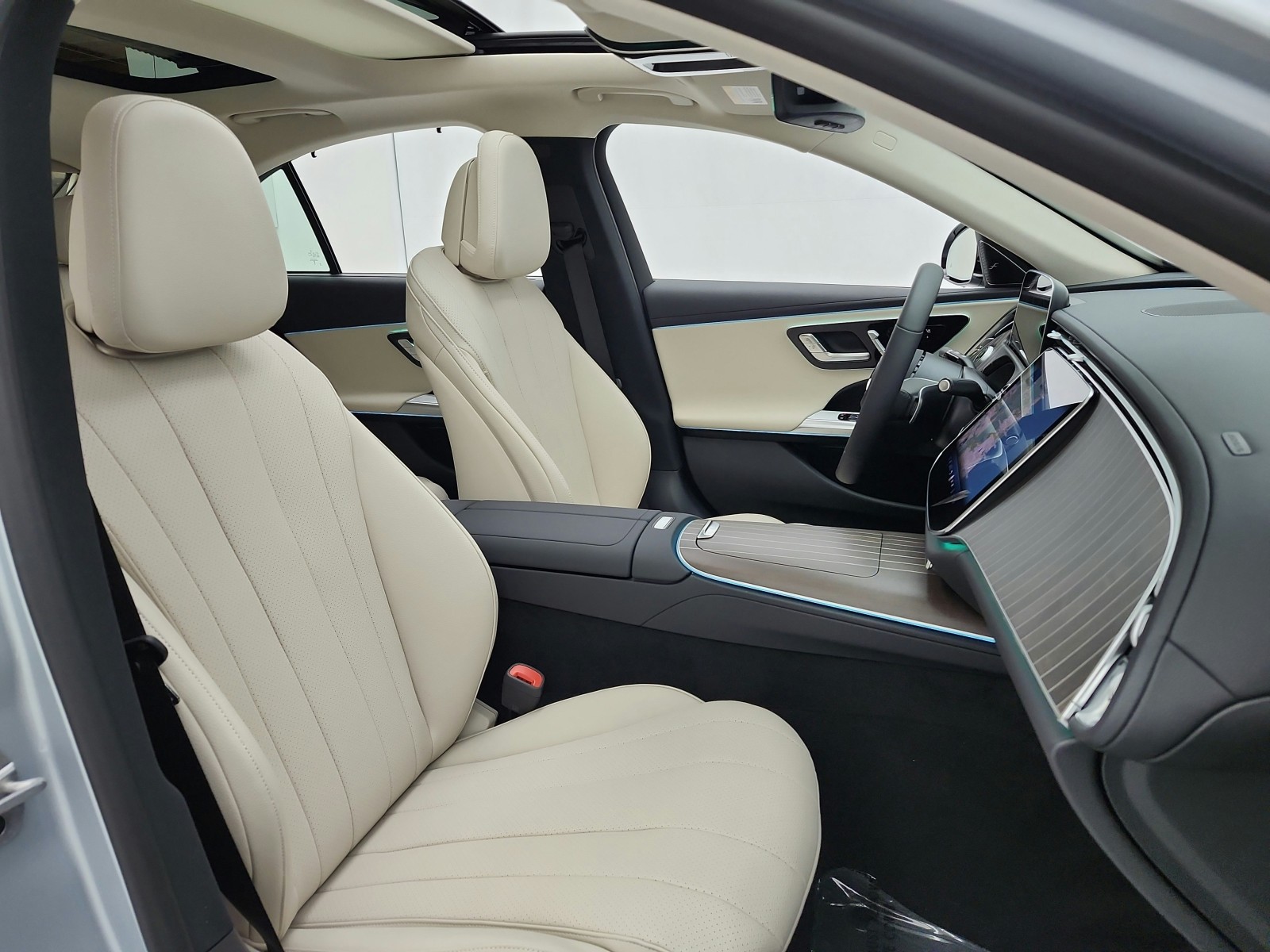 New 2026 Cirrus Silver Metallic Mercedes-Benz E 350 RWD Sedan image 15
