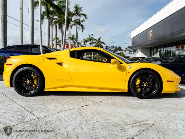 Ferrari 488 Spider