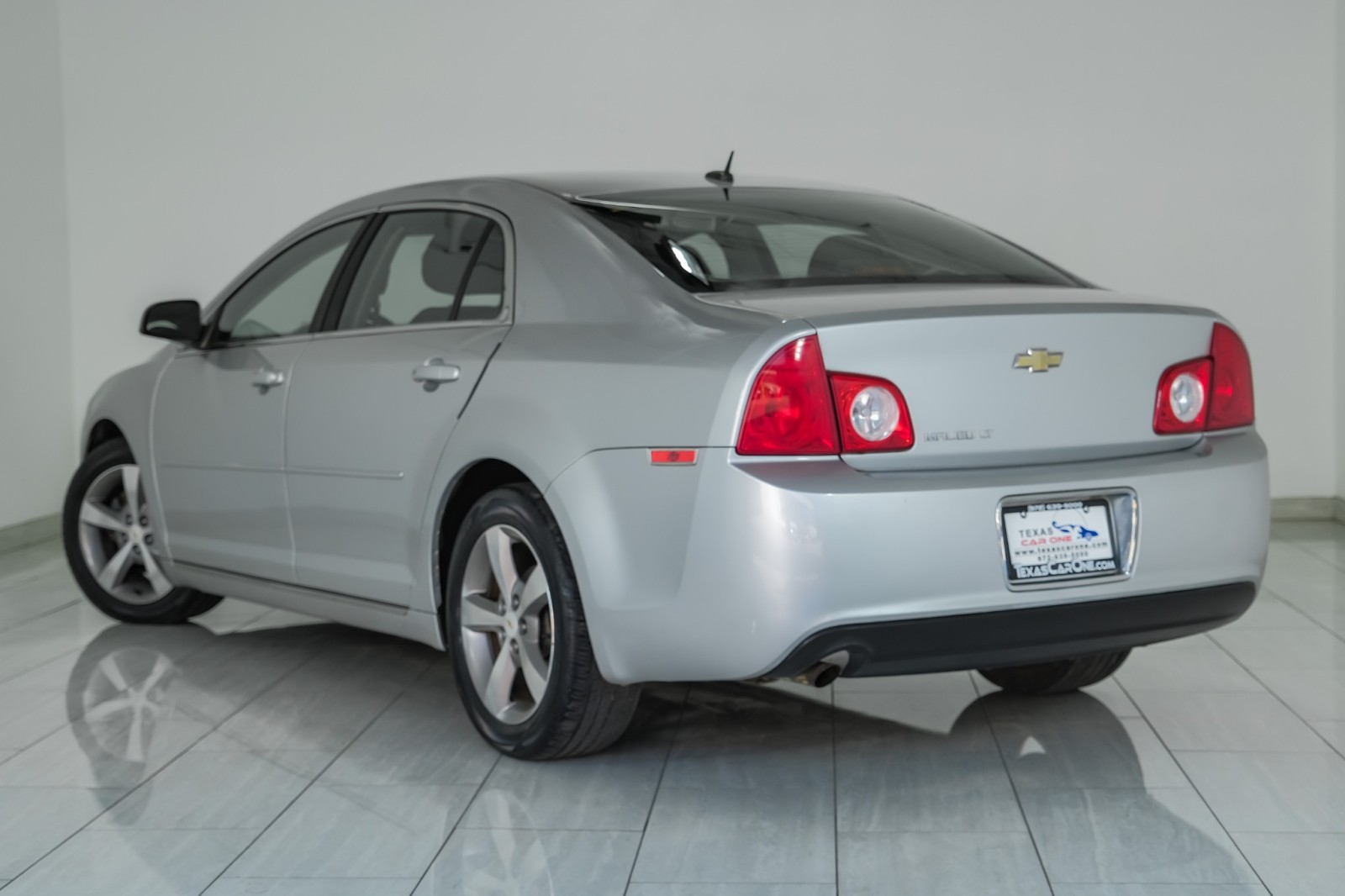 2011 Chevrolet Malibu LT AUTOMATIC SUNROOF CRUISE CONTROL ALLOY WHEELS 8