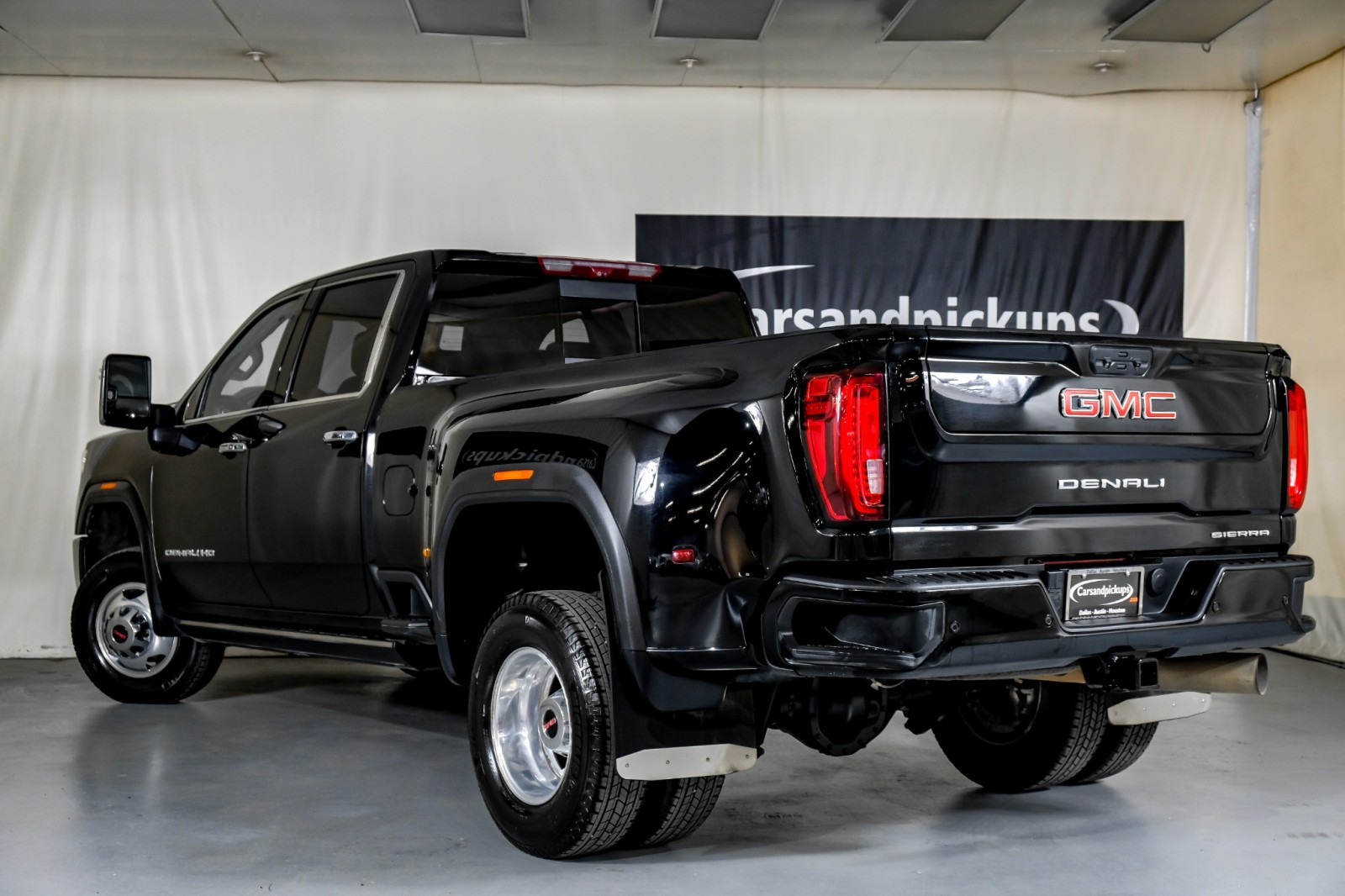 2022 GMC Sierra 3500HD Denali 10