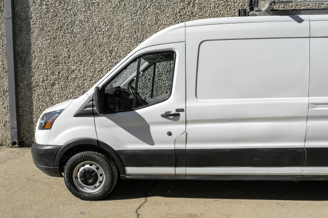 2019 Ford Transit Van  12