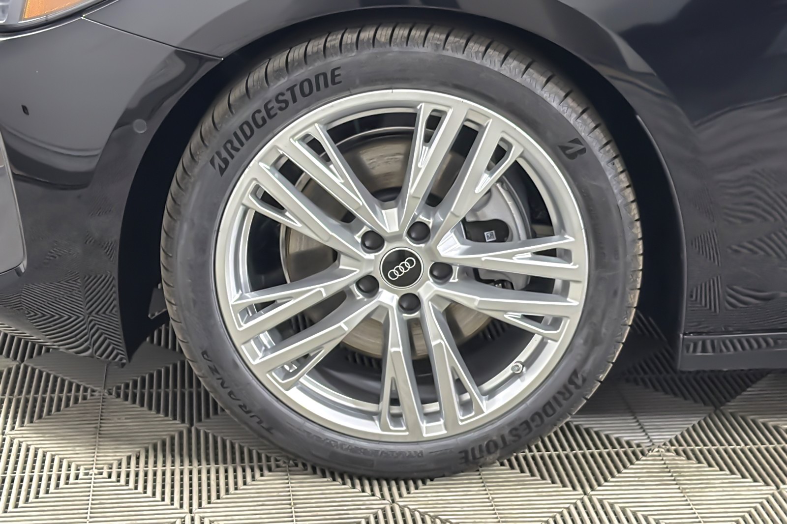New 2026 Mythos Black Metallic Audi Premium 2.0 TFSI quattro image 10