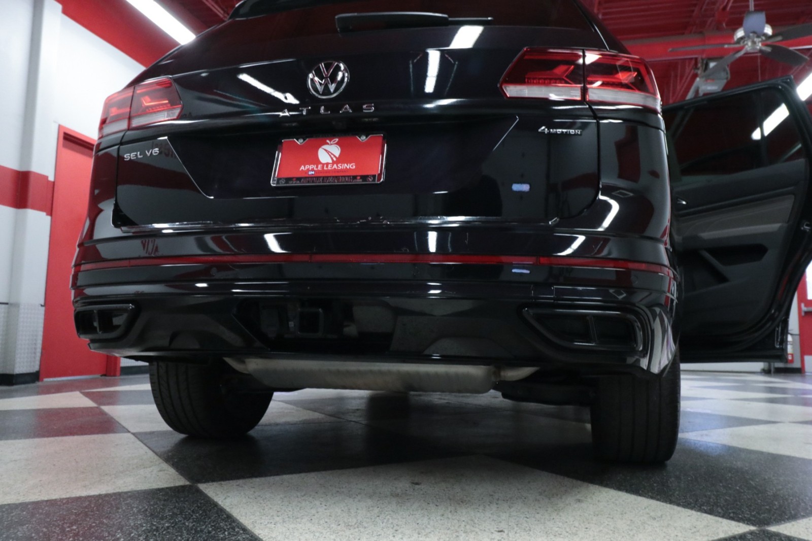 Used Car 2023 Volkswagen Atlas  3.6l V6 Sel Premium R-line For Sale Under $40,000 In Austin, Texas