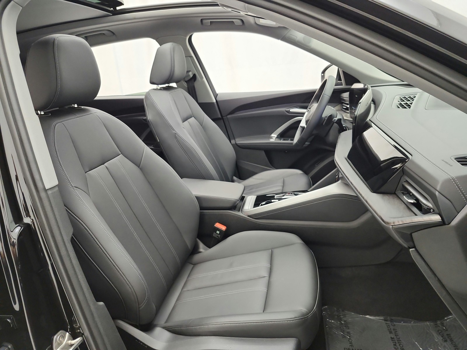Used 2025 Mythos Black Metallic Audi Premium Plus image 19