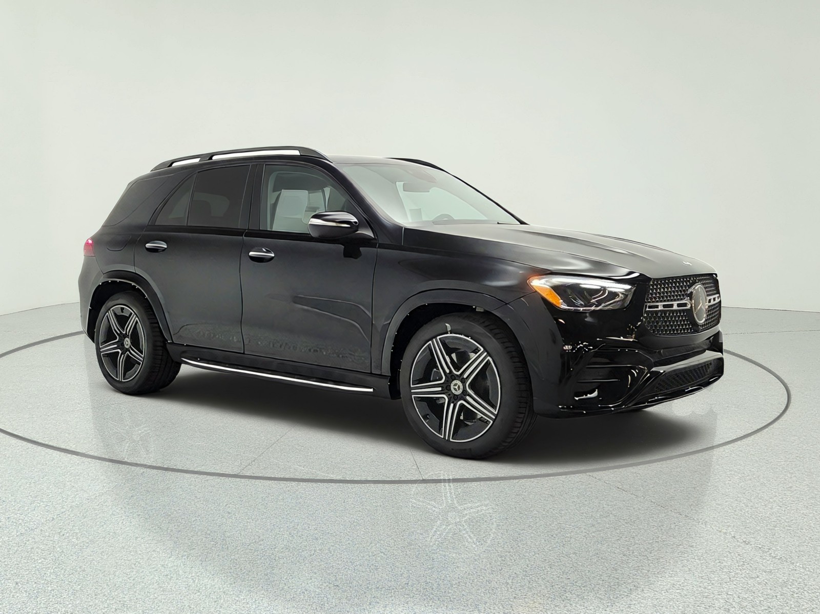 New 2026 Black Mercedes-Benz GLE 450 4MATIC® SUV image 3