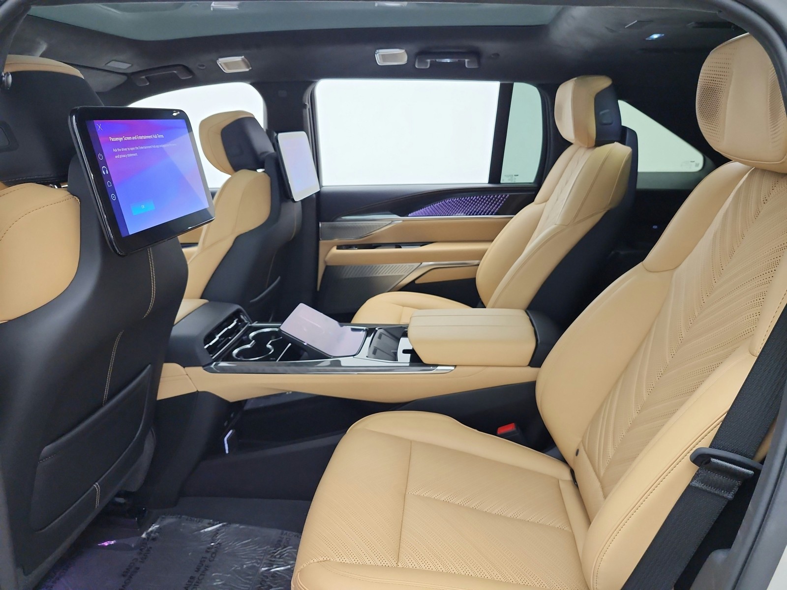 Used 2026 Sandstone Cadillac Premium Luxury image 16