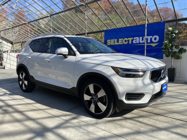 Volvo XC40 T5 Momentum AWD