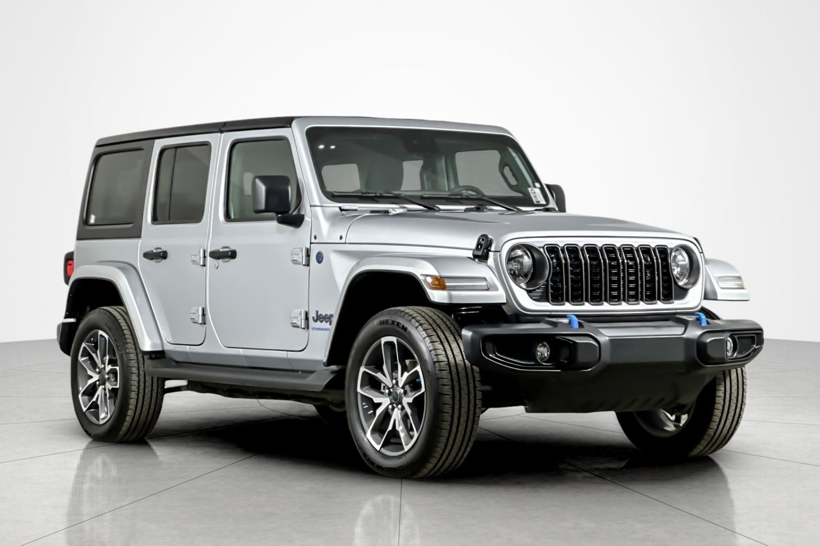 Used 2024 SILVER Jeep Sport S image 7