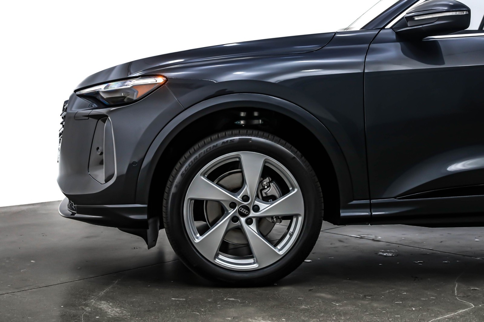 New 2025 Tambora Gray Metallic Audi Premium Plus 2.0 TFSI quattro image 10