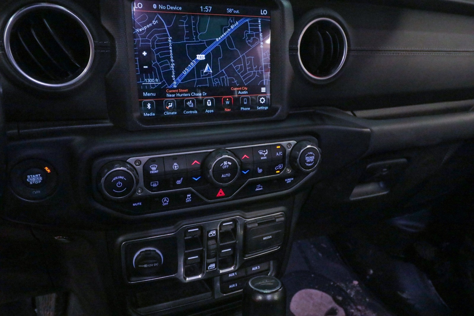 Used Car 2022 Jeep Gladiator  Overland For Sale Under $35,000 In Austin, Texas