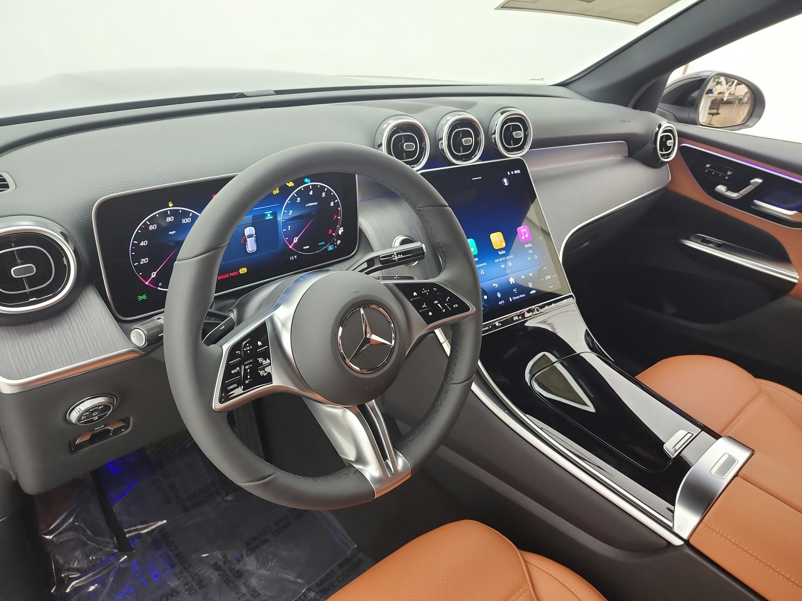 New 2026 Black Mercedes-Benz GLC 300 image 9