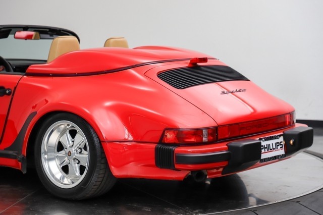 1989 Porsche 911 Carrera Speedster 17