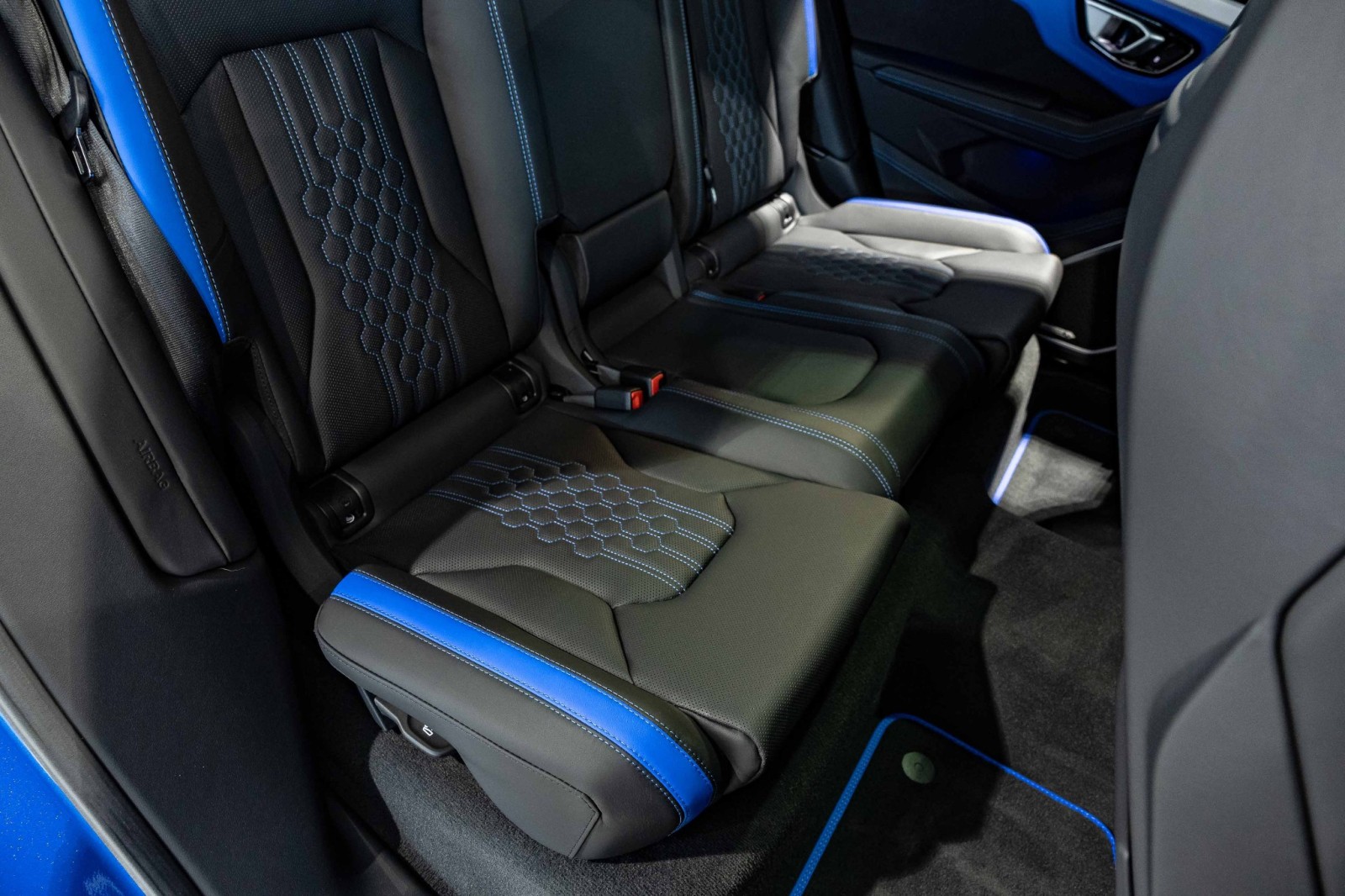 Used Car 2023 Lamborghini Urus  S For Sale Under $250,000 In Boerne, Texas