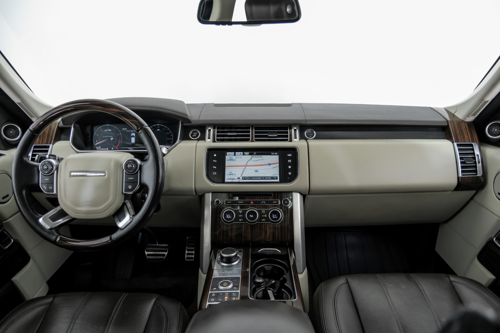 2016 Land Rover Range Rover SUPERCHARGED 4WD BLIND SPOT ASSIST LANE DEPARTURE  20