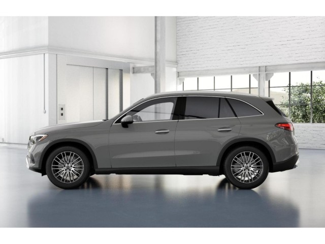 2025 Mercedes-Benz GLC GLC 300 33