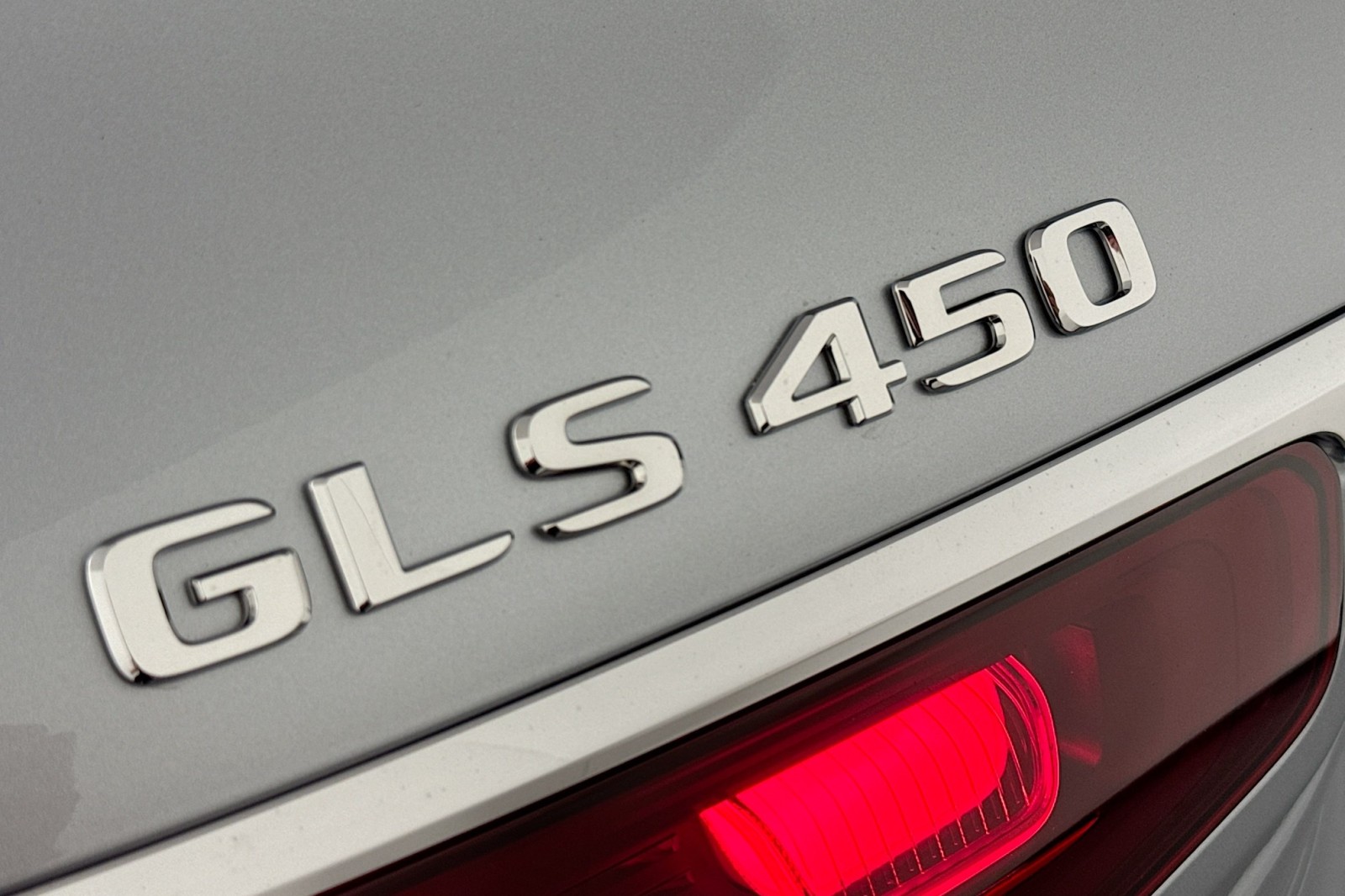New 2026 Cirrus Silver Metallic Mercedes-Benz GLS 450 4MATIC® SUV image 9