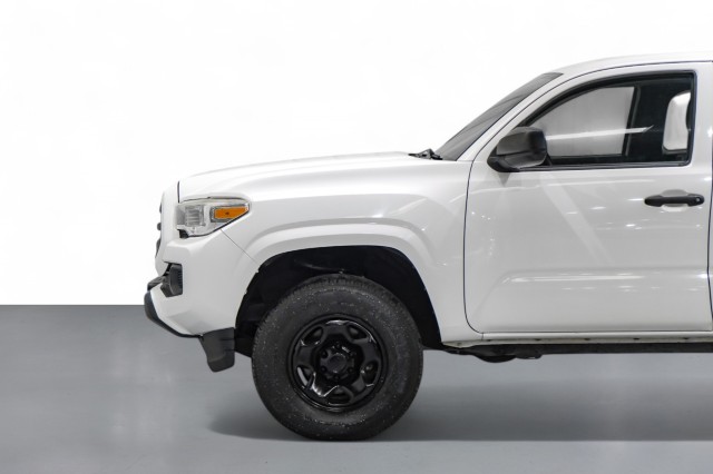 2018 Toyota Tacoma SR5 10