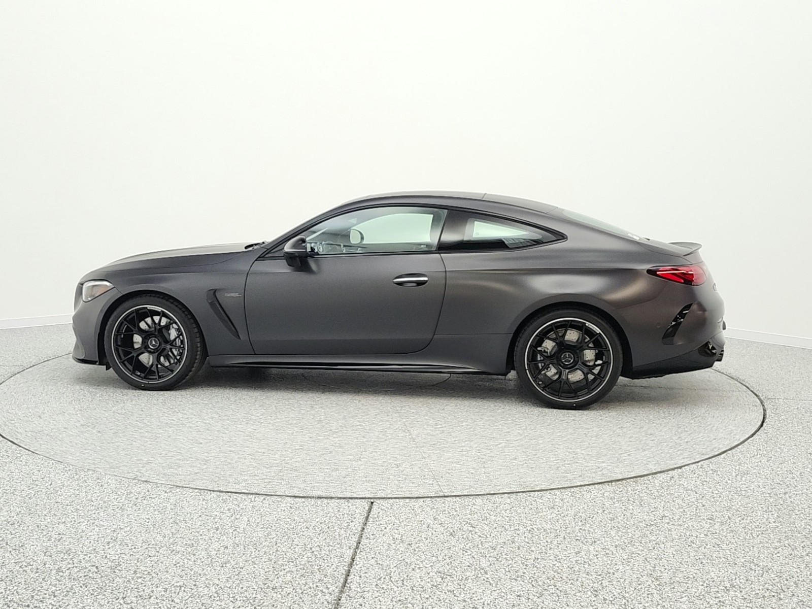 New 2026 MANUFAKTUR Graphite Grey Magno Mercedes-Benz AMG® CLE 53 image 8