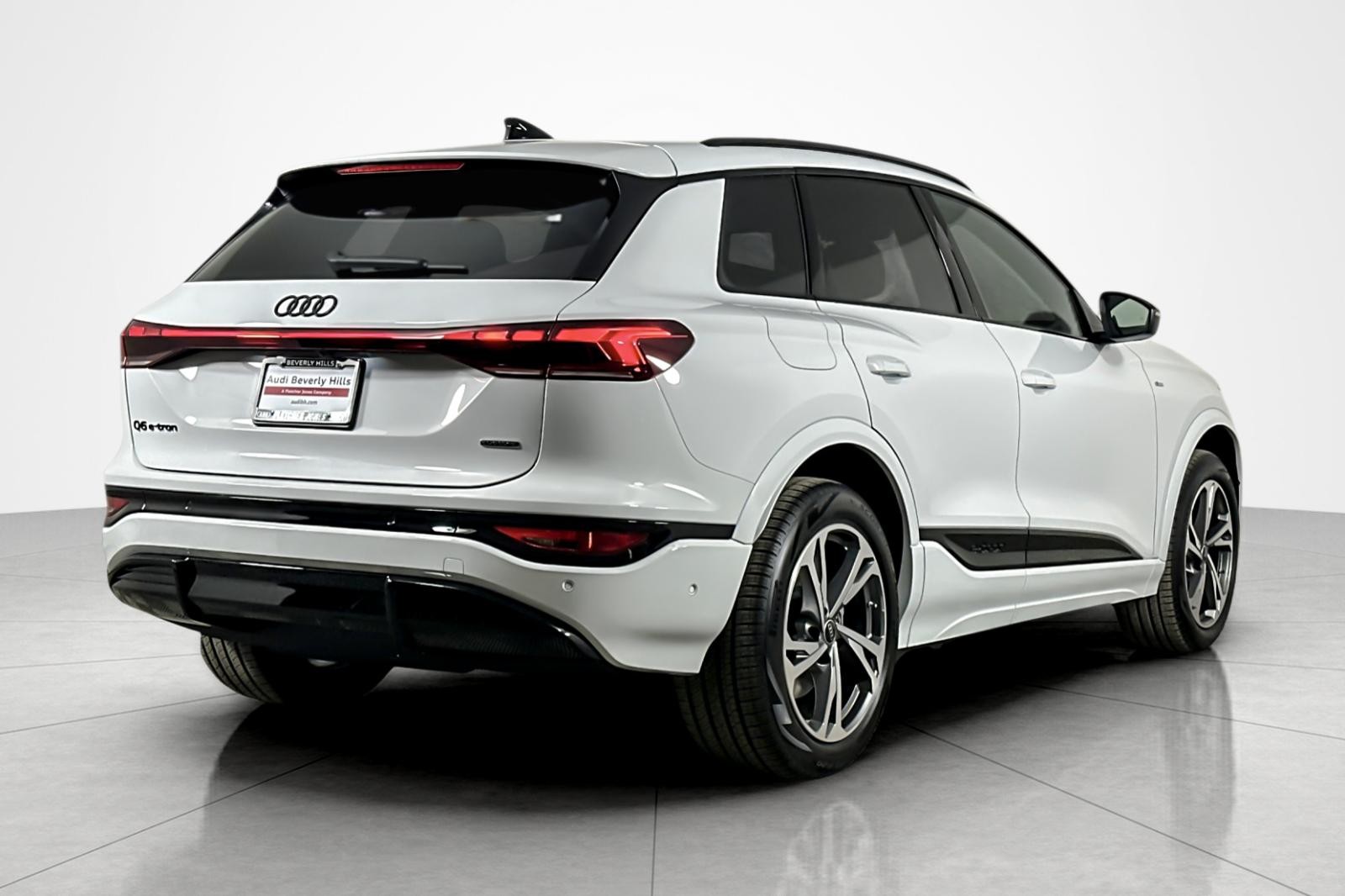 New 2027 Glacier White Metallic Audi Premium Plus quattro image 6
