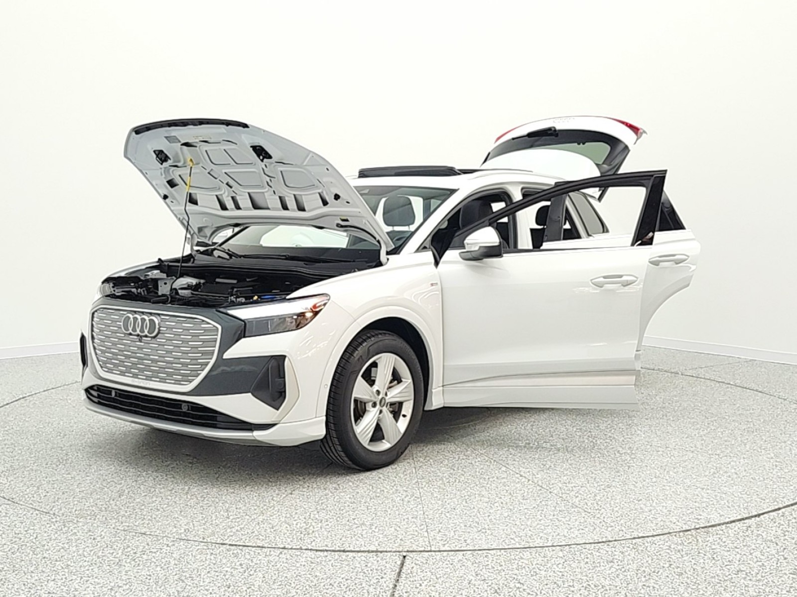 Used 2024 Glacier White Metallic Audi Premium Plus 55 quattro image 9