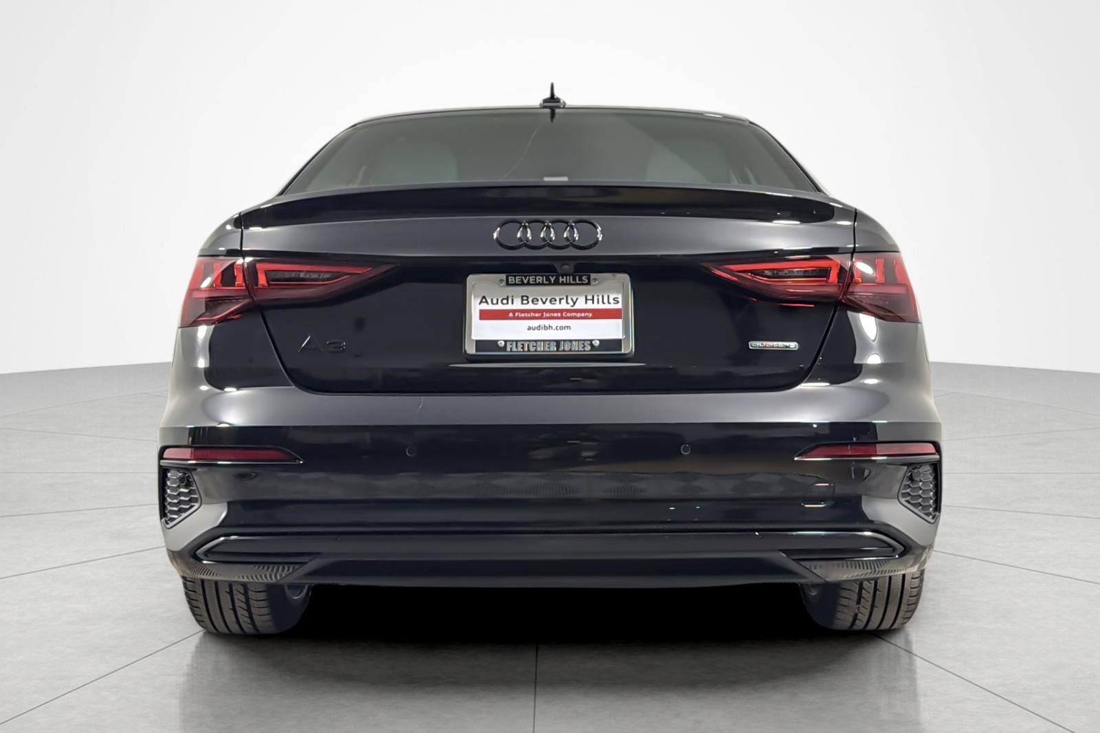 Used 2024 Brilliant Black Audi Premium Plus 40 TFSI quattro image 4