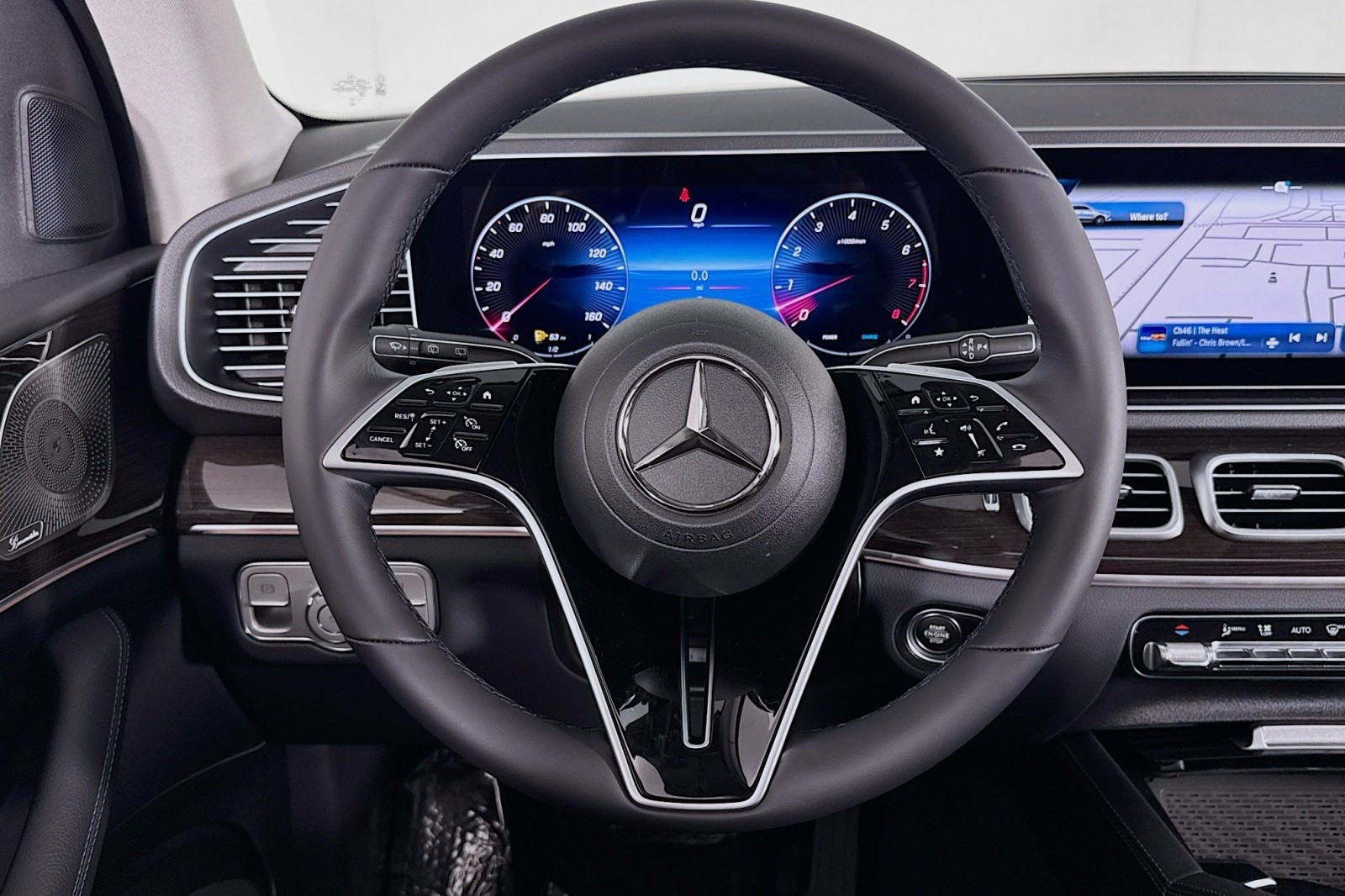 New 2026 Black Mercedes-Benz GLE 450 4MATIC® SUV image 17