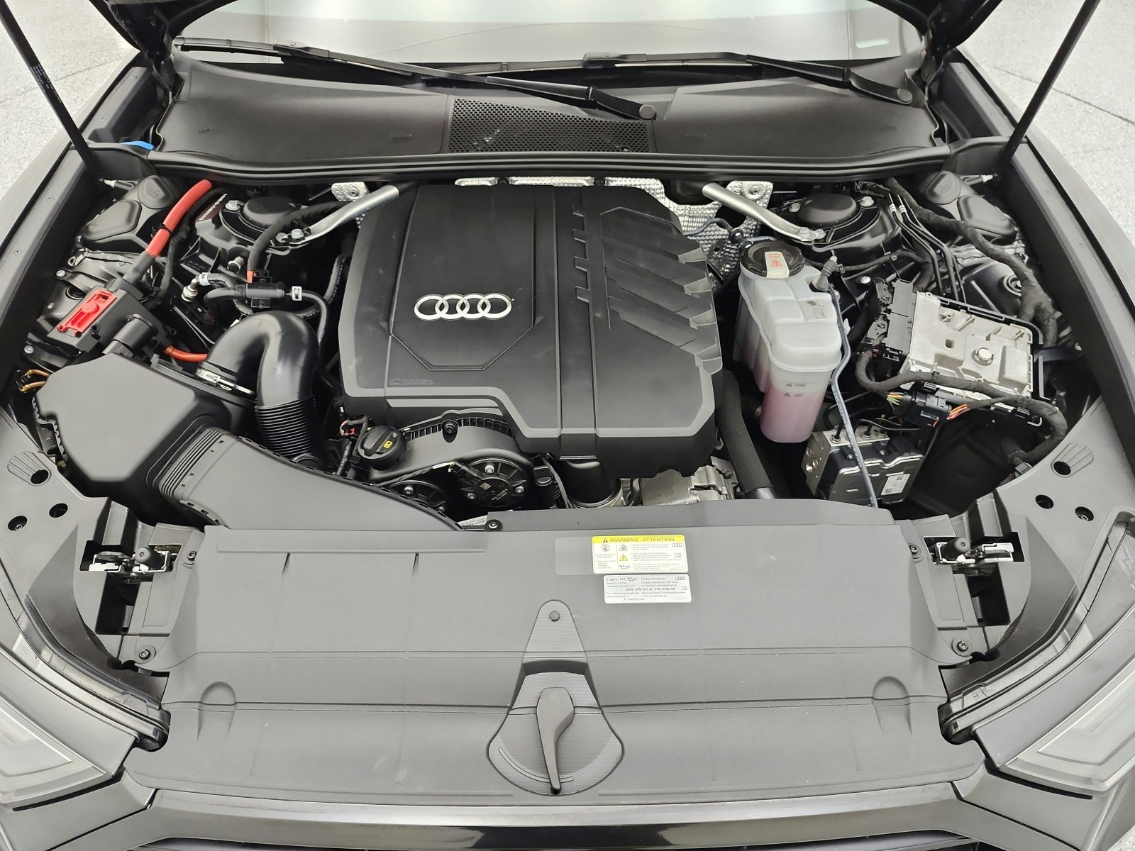 Used 2023 Mythos Black Metallic Audi Premium image 17