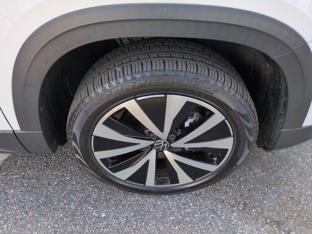 VolkswagenTaos10