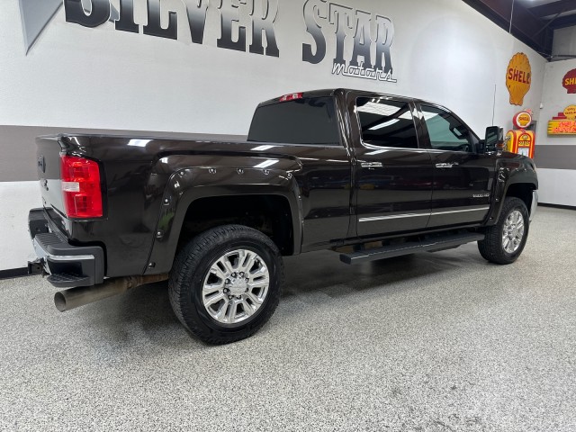 2018 GMC Sierra 2500HD SLT 4WD Duramax in , 