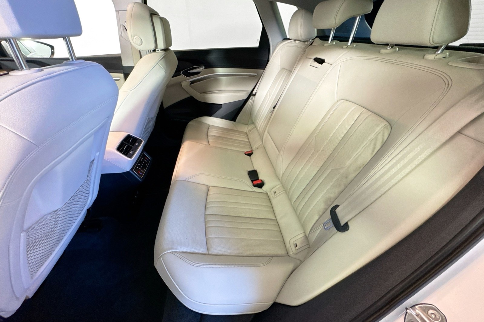 Used 2022 Glacier White Metallic Audi Premium Plus image 23